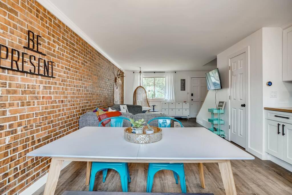Family Townhome Near Mountains & Olde Town Arvada Luaran gambar